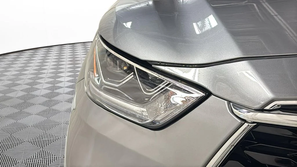 Used 2026 Heavy Metal Toyota Platinum image 18