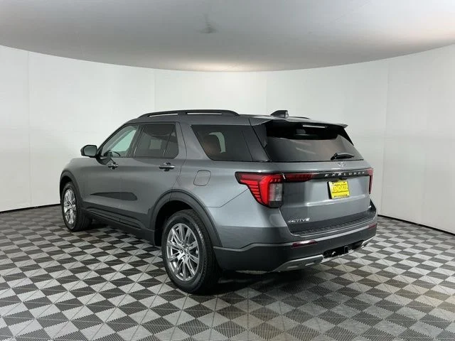 New 2026 Carbonized Gray Metallic Ford Active image 7