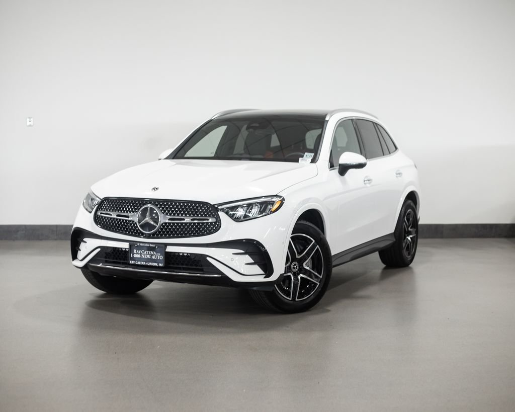 2026 Mercedes-Benz GLC GLC 300 4MATIC's photo
