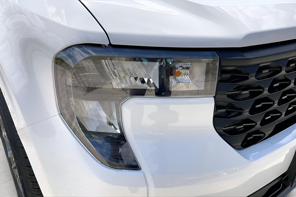 New 2026 Oxford White Ford XLT image 21
