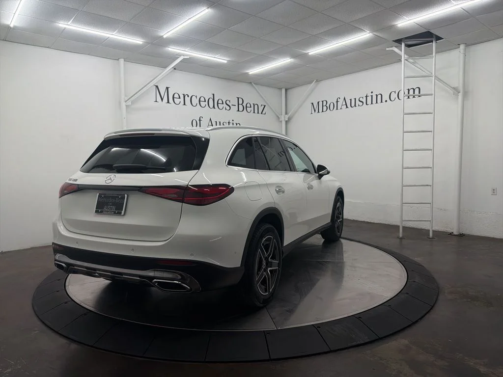 Used 2026 White Mercedes-Benz GLC 300 image 7