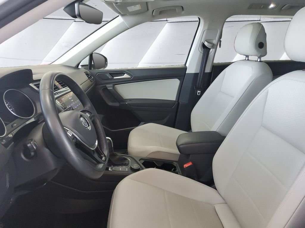 Used 2020 Beige Volkswagen 2.0T SE image 7