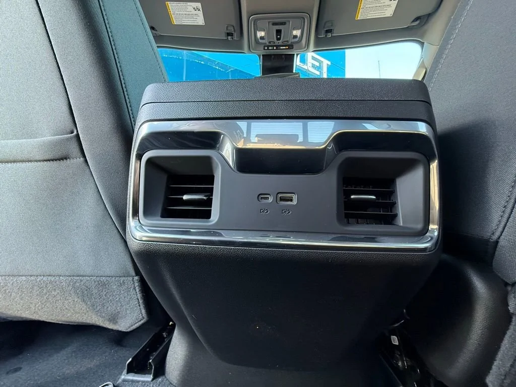 New 2026 Onyx Black GMC Elevation image 33