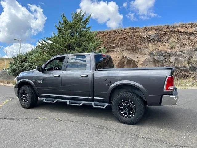 Used 2018 Granite Crystal Metallic Clearcoat Ram Laramie image 12