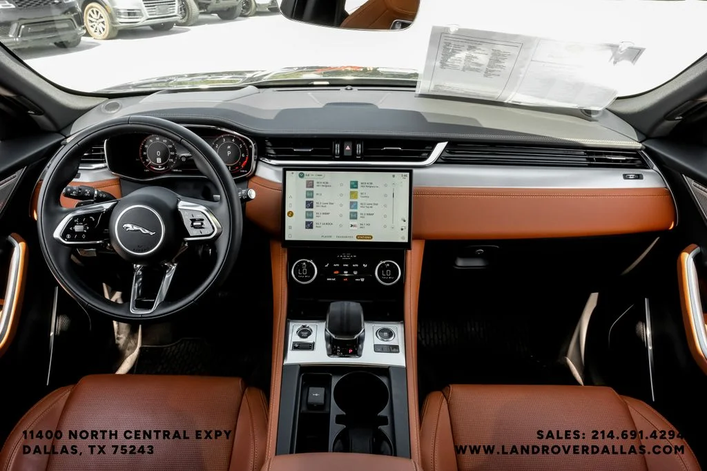 Used 2026 Grey Jaguar P400 R-Dynamic S image 13