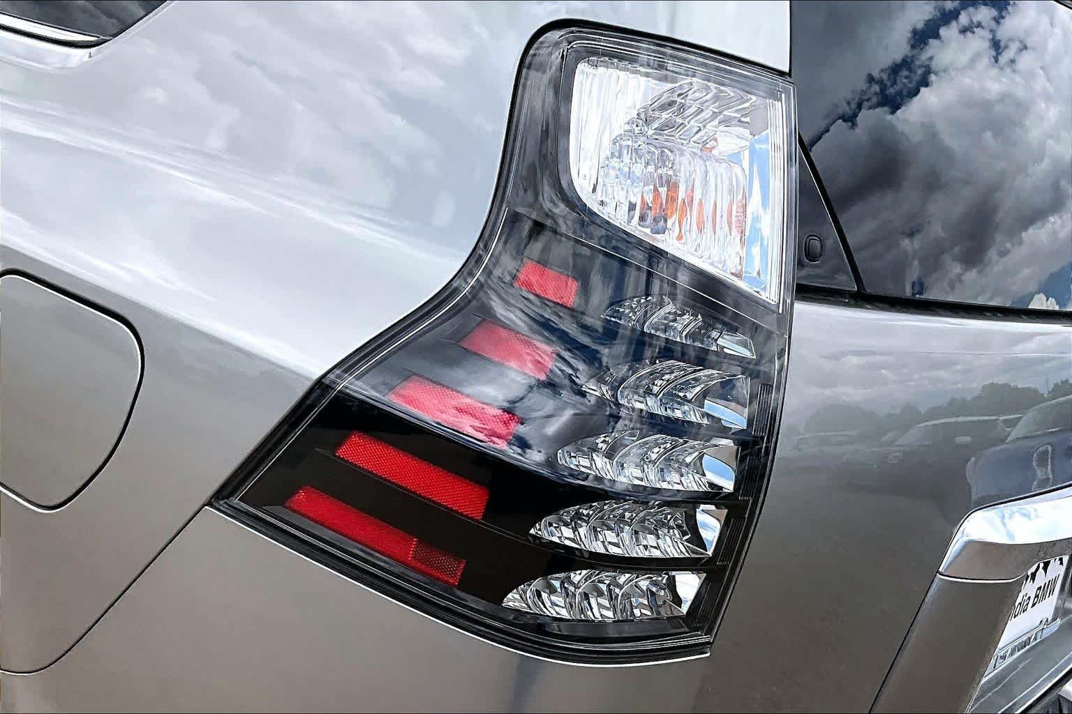 Used 2023 Atomic Silver Lexus Premium image 26