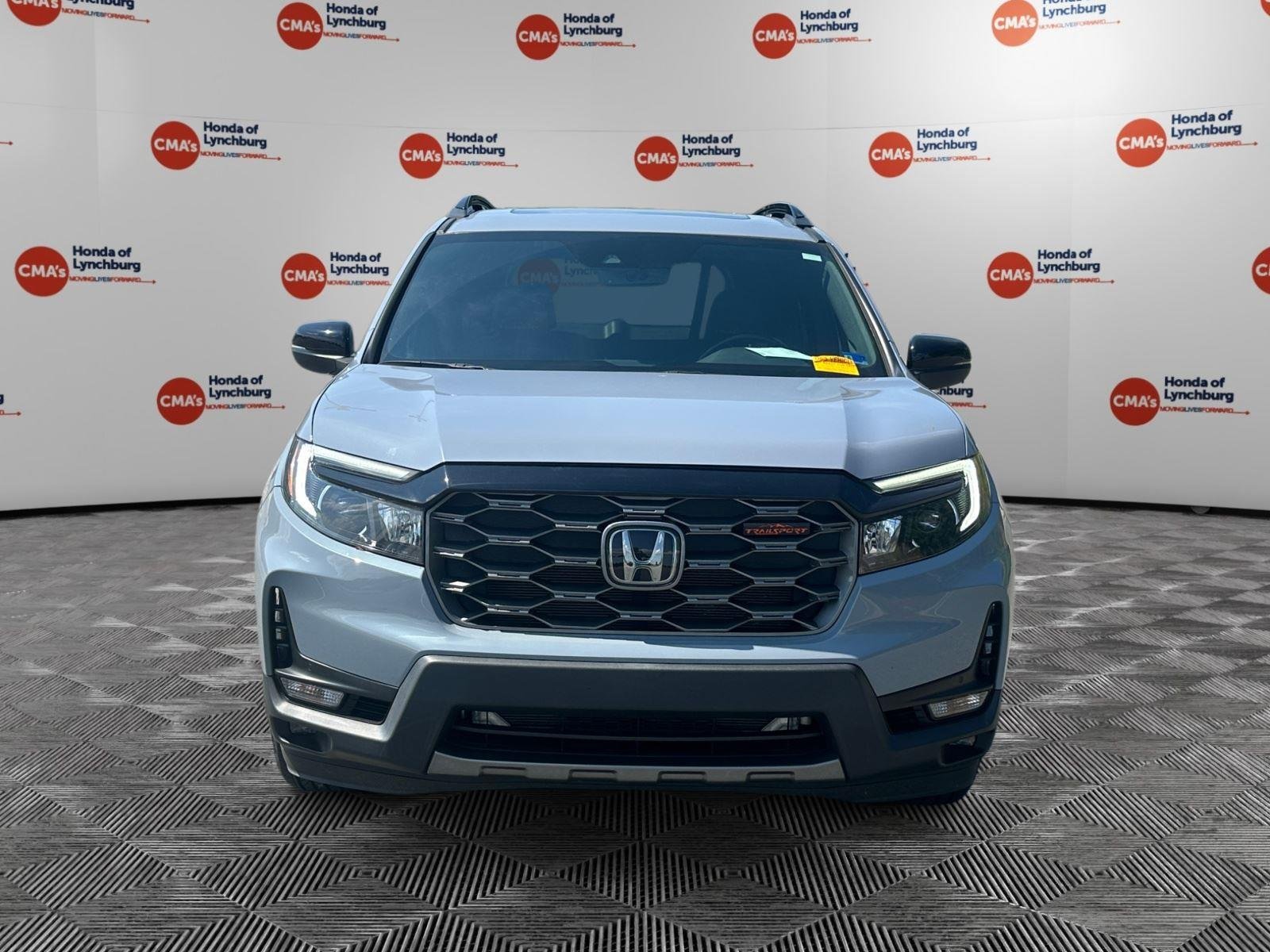 Used 2023 Sonic Gray Pearl Honda TrailSport image 8