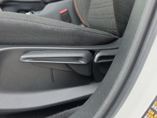 2025 Honda HR-V Sport - Photo 18