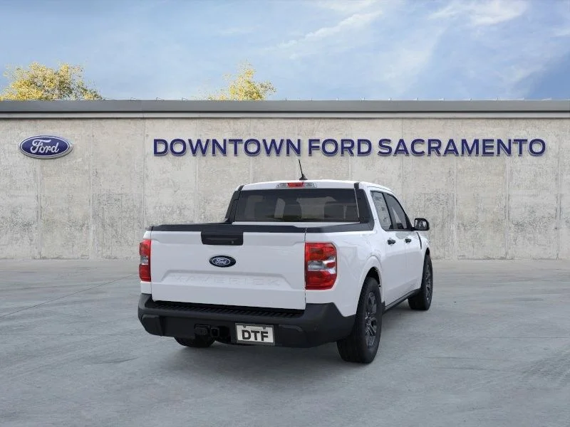 New 2025 White Ford XLT image 9