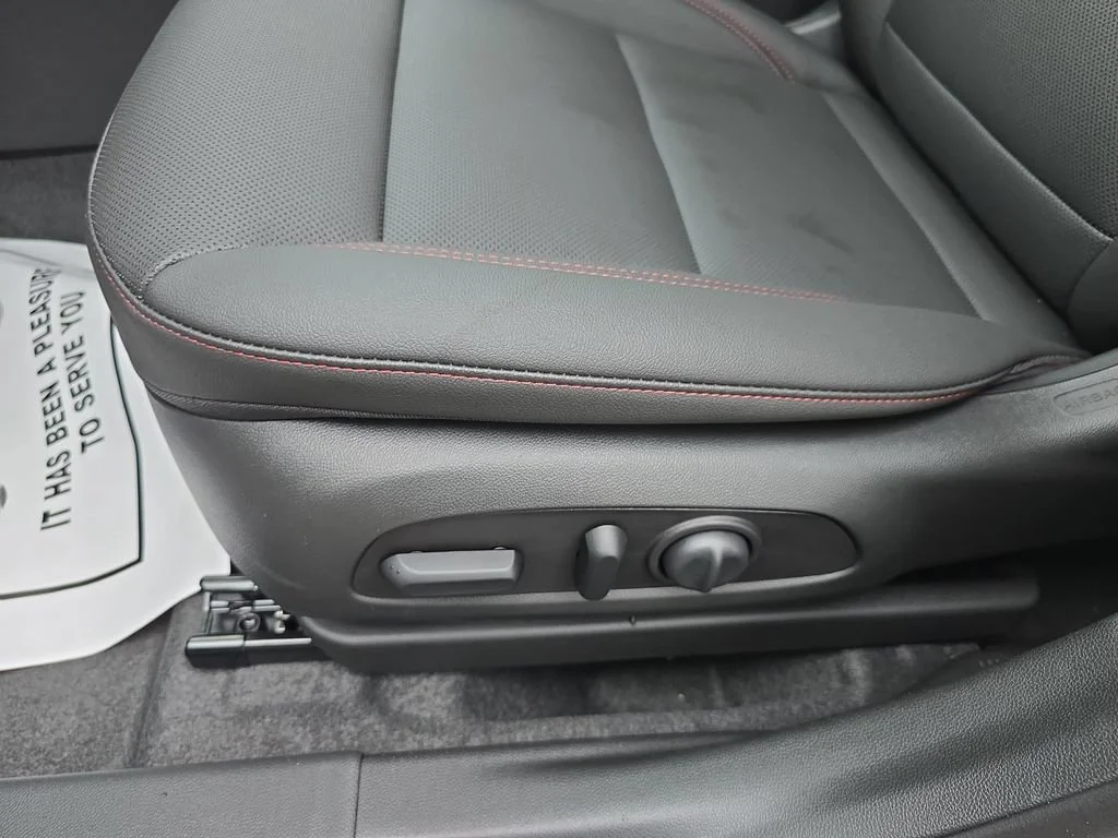 2026 Chevrolet Trax RS - Photo 29