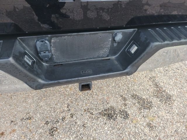 Used 2020 Black Ford XLT image 28