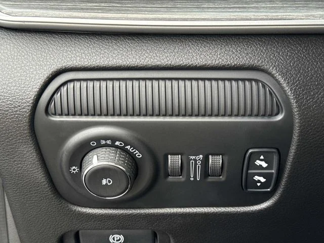 Used 2024 Black Jeep Series II image 46
