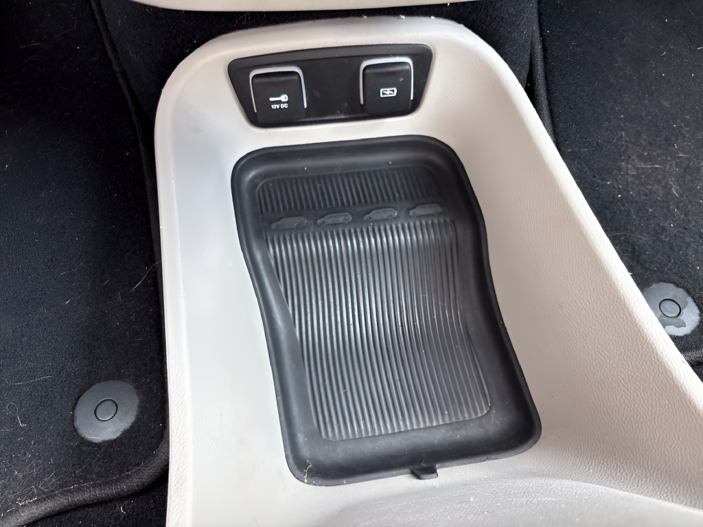 Used 2021 Gray Chrysler Touring L image 31