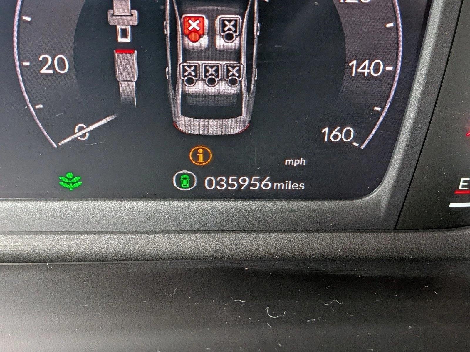 Used 2024 Platinum White Pearl Honda EX image 11