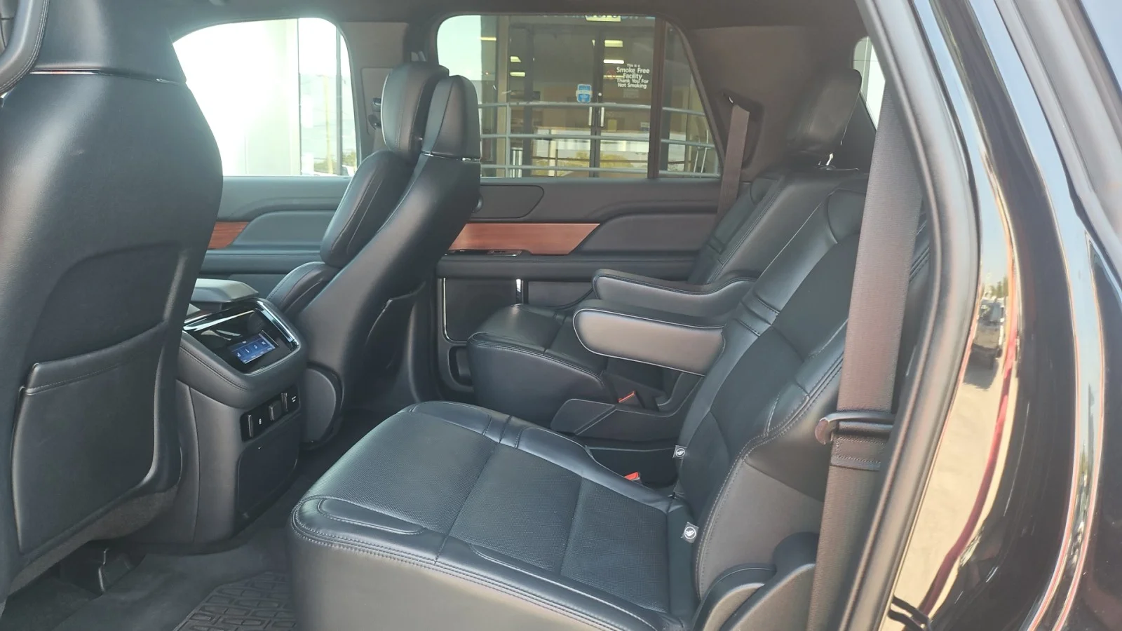 Used 2022 Black Lincoln Reserve 4WD image 12