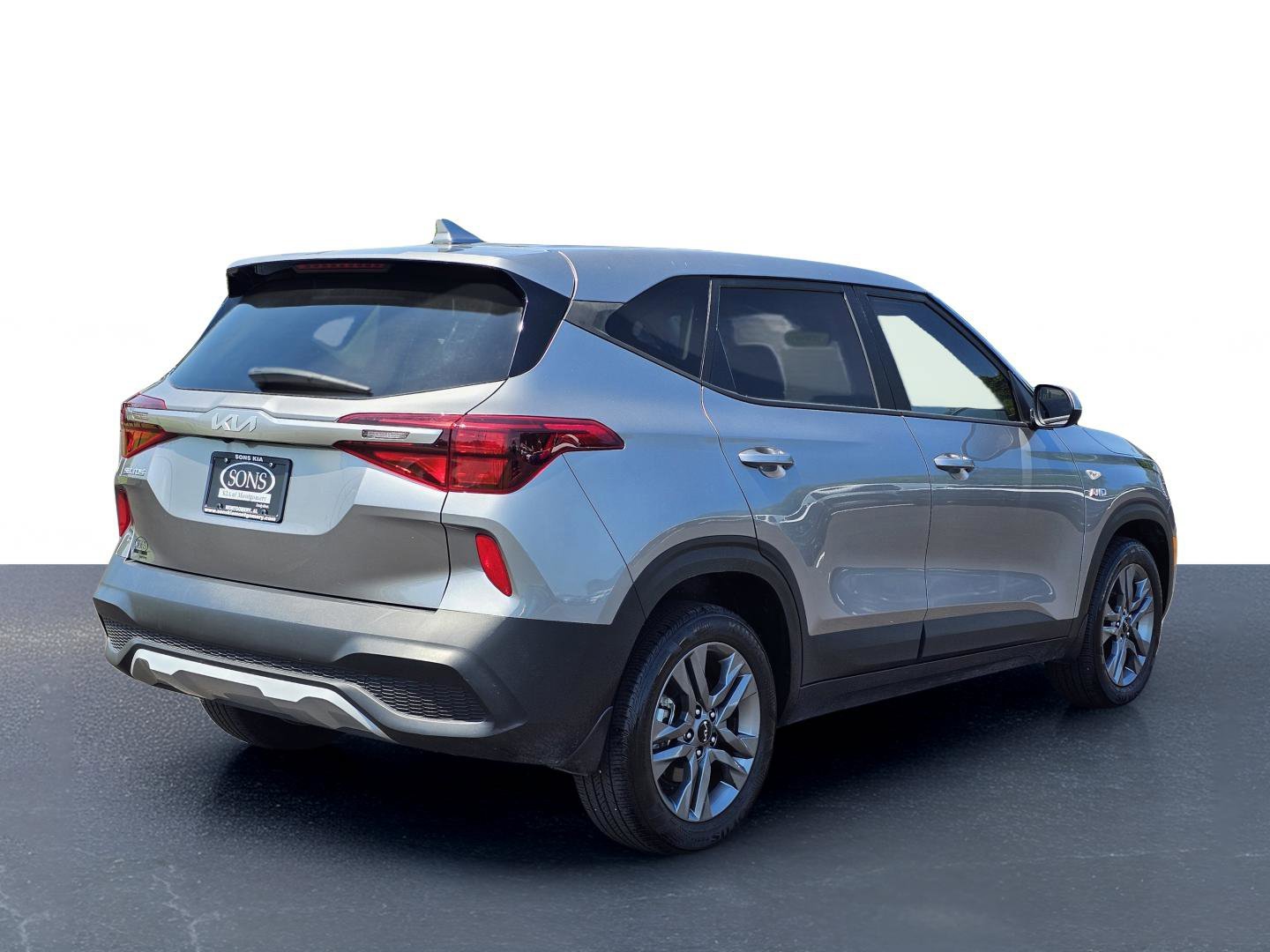 Used 2023 Steel Gray Kia LX image 8
