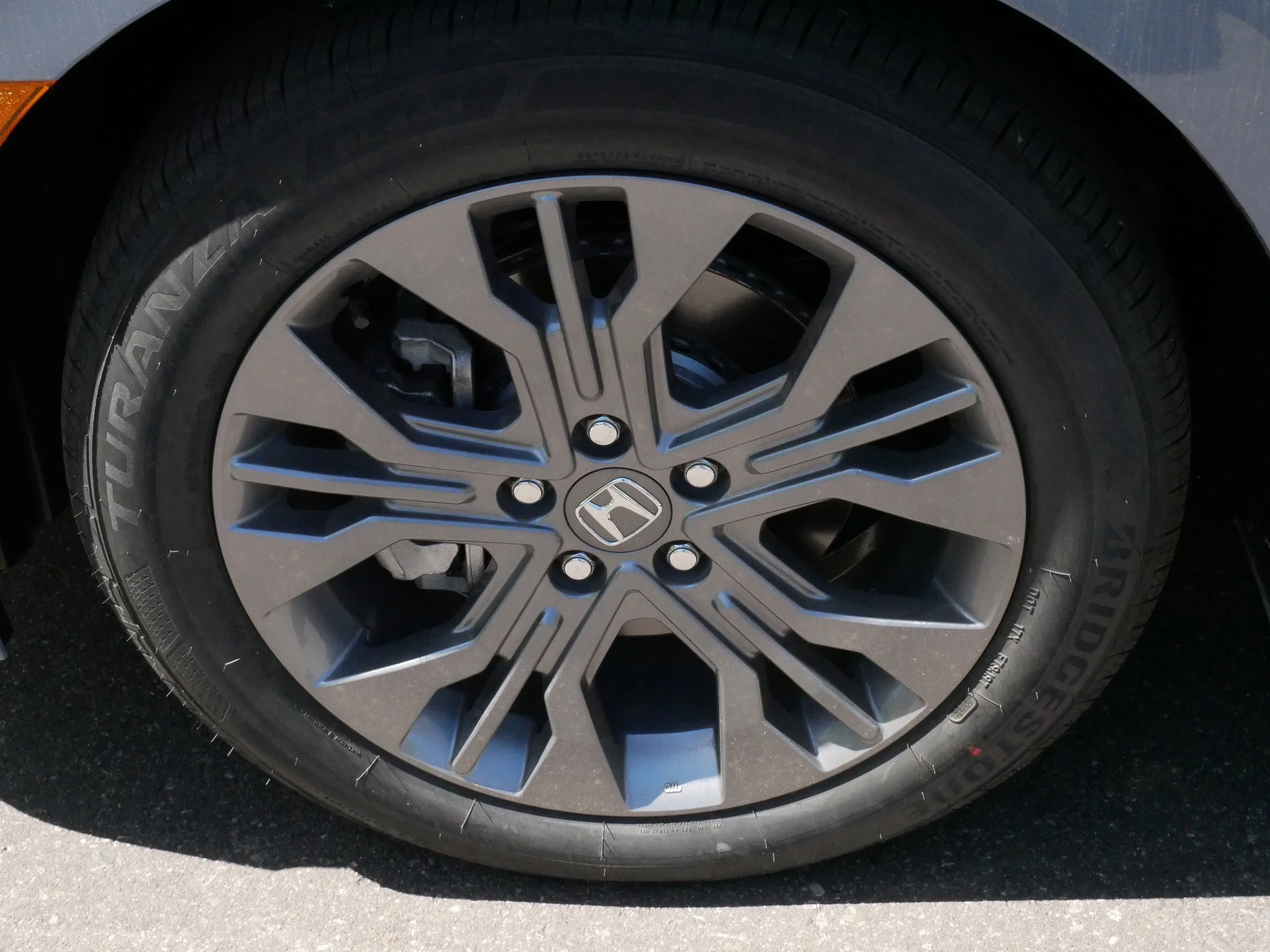 Certified Used 2026 Sonic Gray Pearl Honda Touring image 15