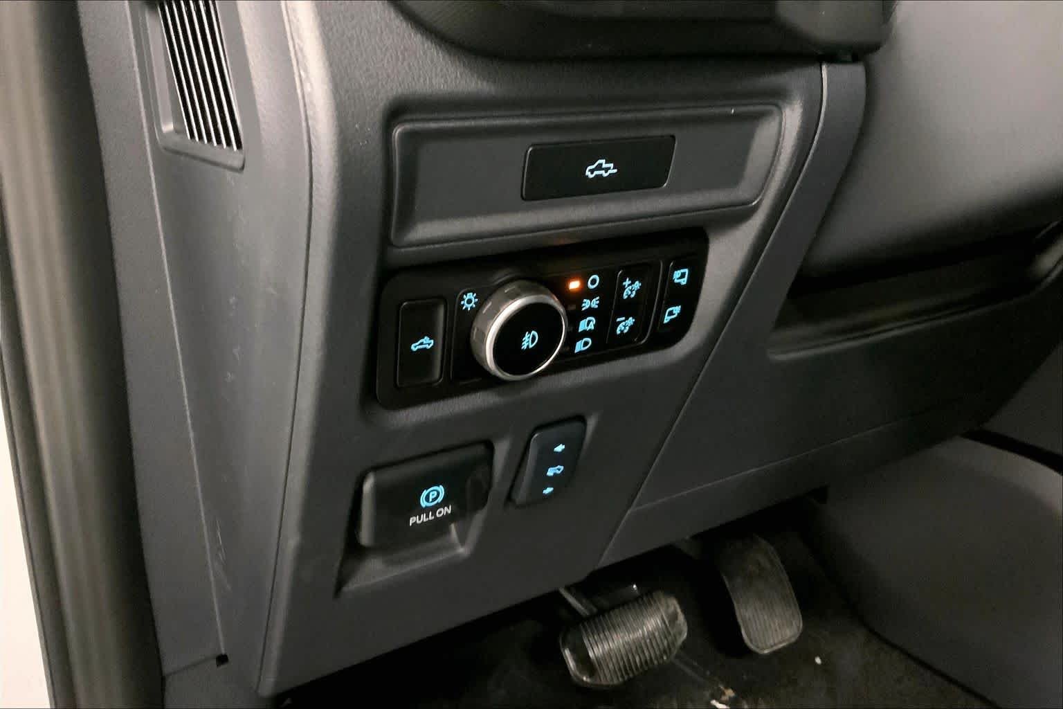 New 2026 Avalanche Ford Platinum® image 18