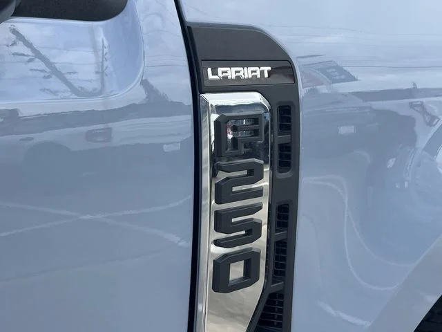 New 2026 Glacier Gray Metallic Tri-Coat Ford Lariat image 14