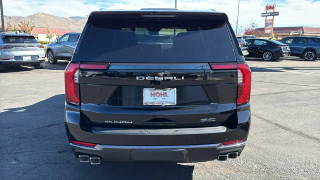 2027 GMC Yukon Denali Ultimate - Photo 4