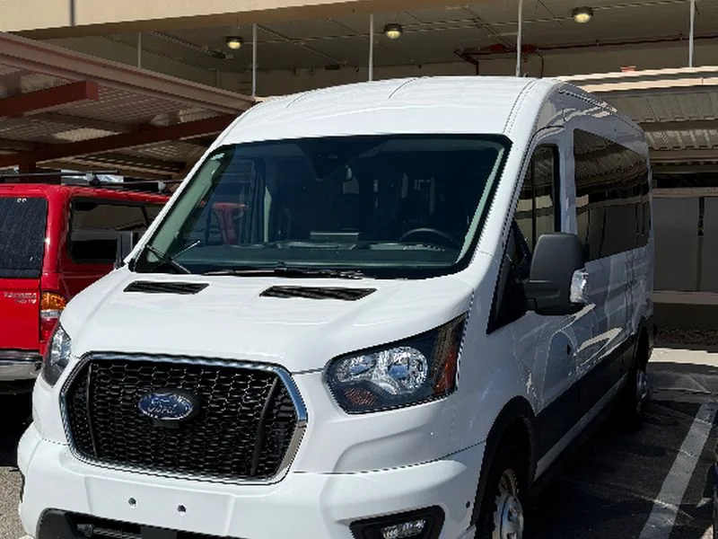 Used 2025 OXFORD WHITE Ford XLT image 14