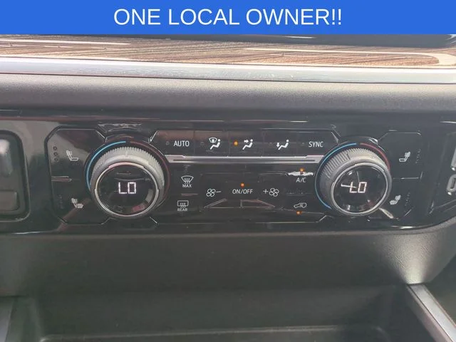 Used 2025 Gray Chevrolet RST image 26