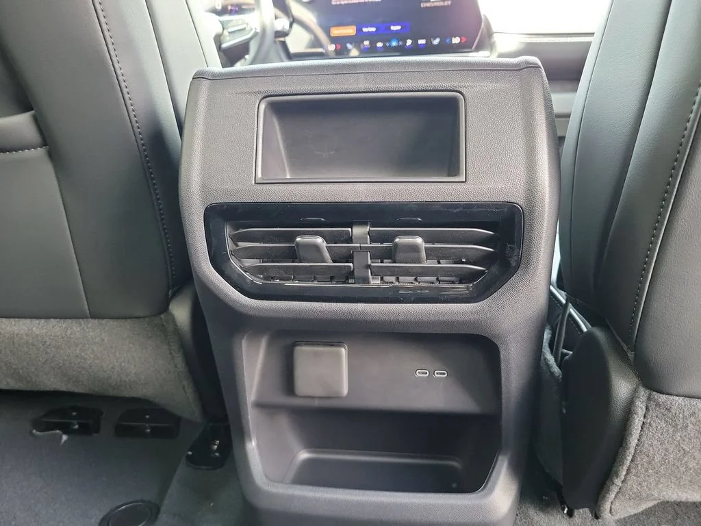 New 2026 Black Chevrolet LT - Standard Range image 19