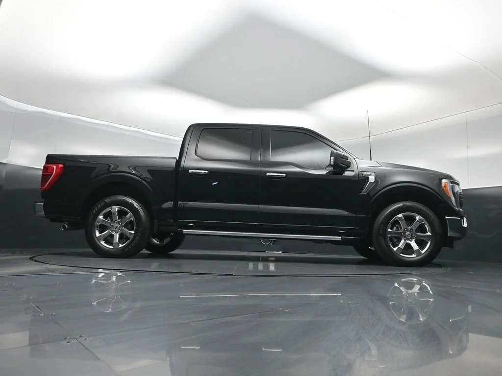 Used 2023 Black Ford XLT image 45