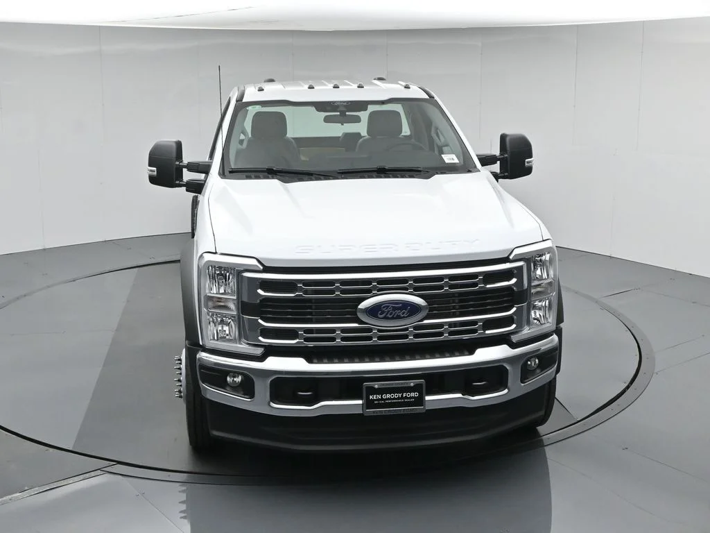 New 2026 White Ford XL image 34