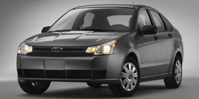 Pre-Owned 2008 Ford Focus FWD 4dr Car