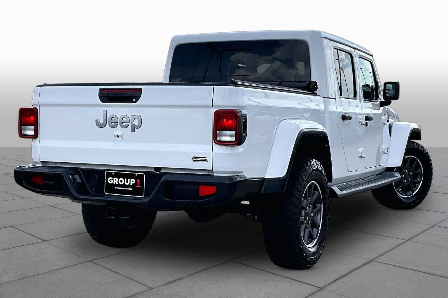 Used 2023 Bright White Clearcoat Jeep Overland image 12