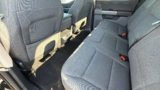 2025 Ford F-150 XLT - Photo 24