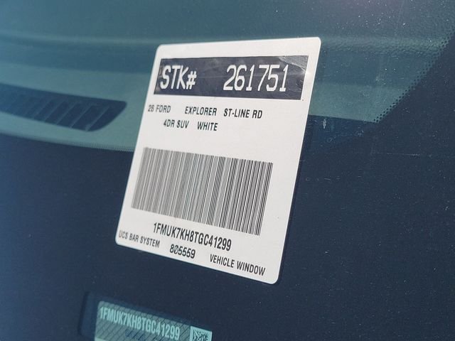 New 2026 Space White Metallic Ford ST-Line image 26