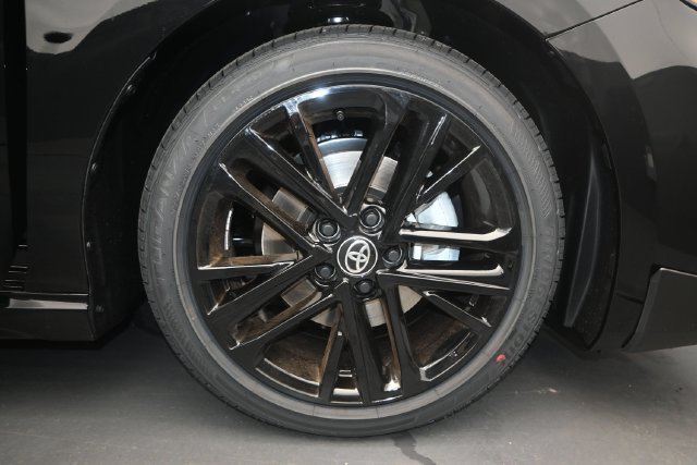 New 2026 Midnight Black Metallic Toyota SE image 16