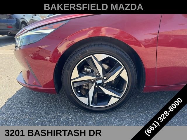 Used 2023 Red Hyundai SEL image 12