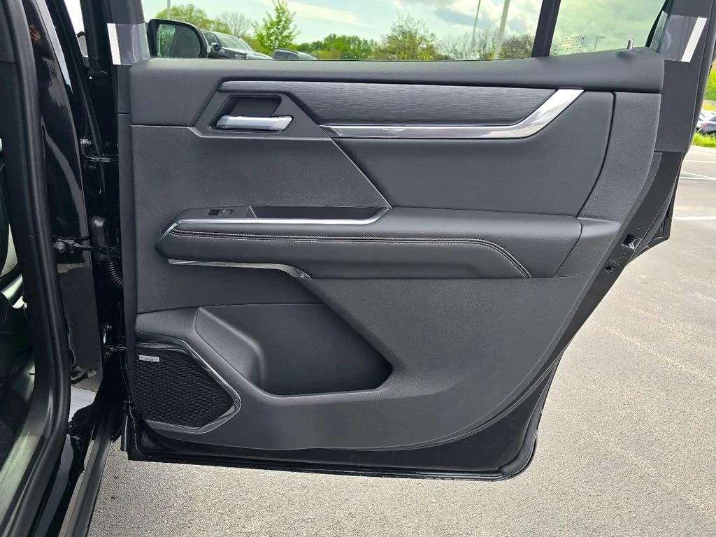 New 2026 Ebony Twilight Metallic GMC Elevation image 31