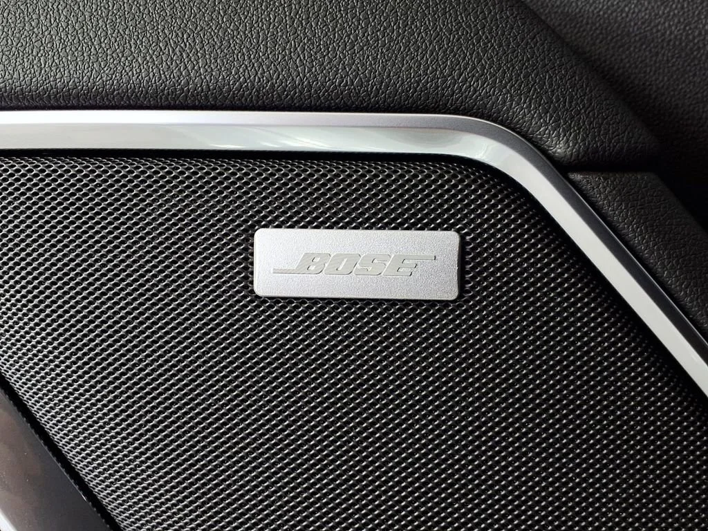 New 2026 Glacier White Tricoat GMC SLT image 23