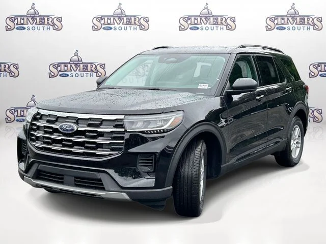 New 2026 Black Ford Active image 5
