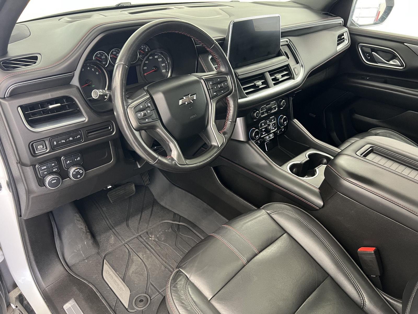 2021 Chevrolet Suburban RST - Photo 13