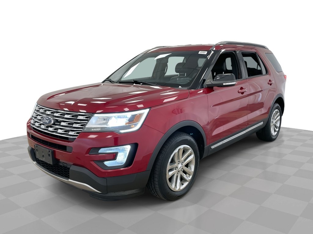 2016 Ford Explorer XLT FWD's photo