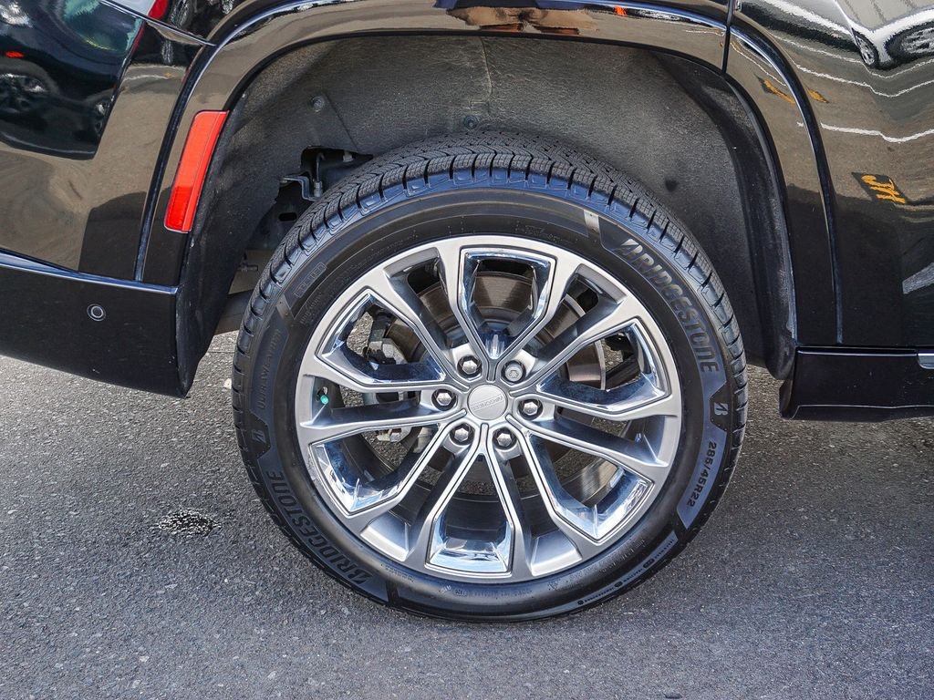 Used 2022 Black Jeep Series II image 8