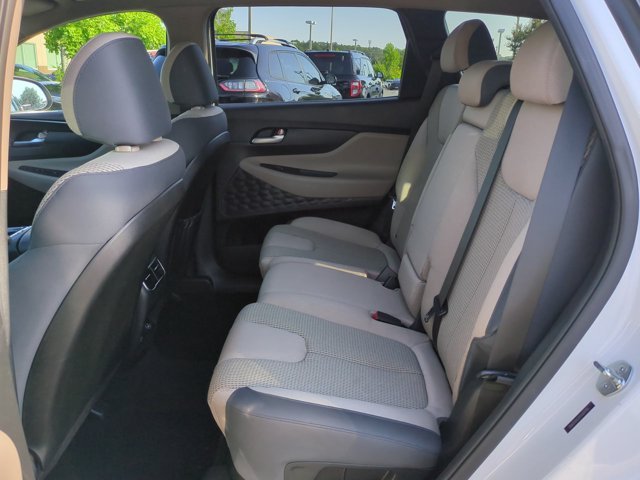 Used 2023 White Hyundai SE image 14