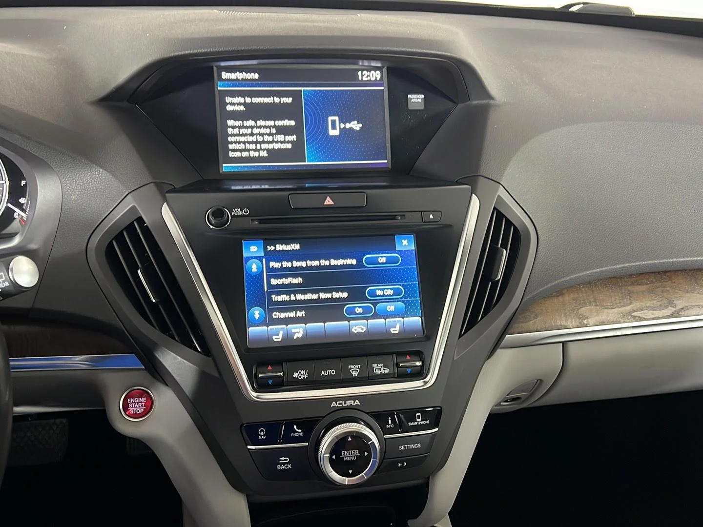 Used 2019  Acura w/Technology Pkg image 19