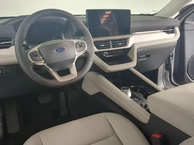 New 2026 Space White Metallic Ford Active image 13