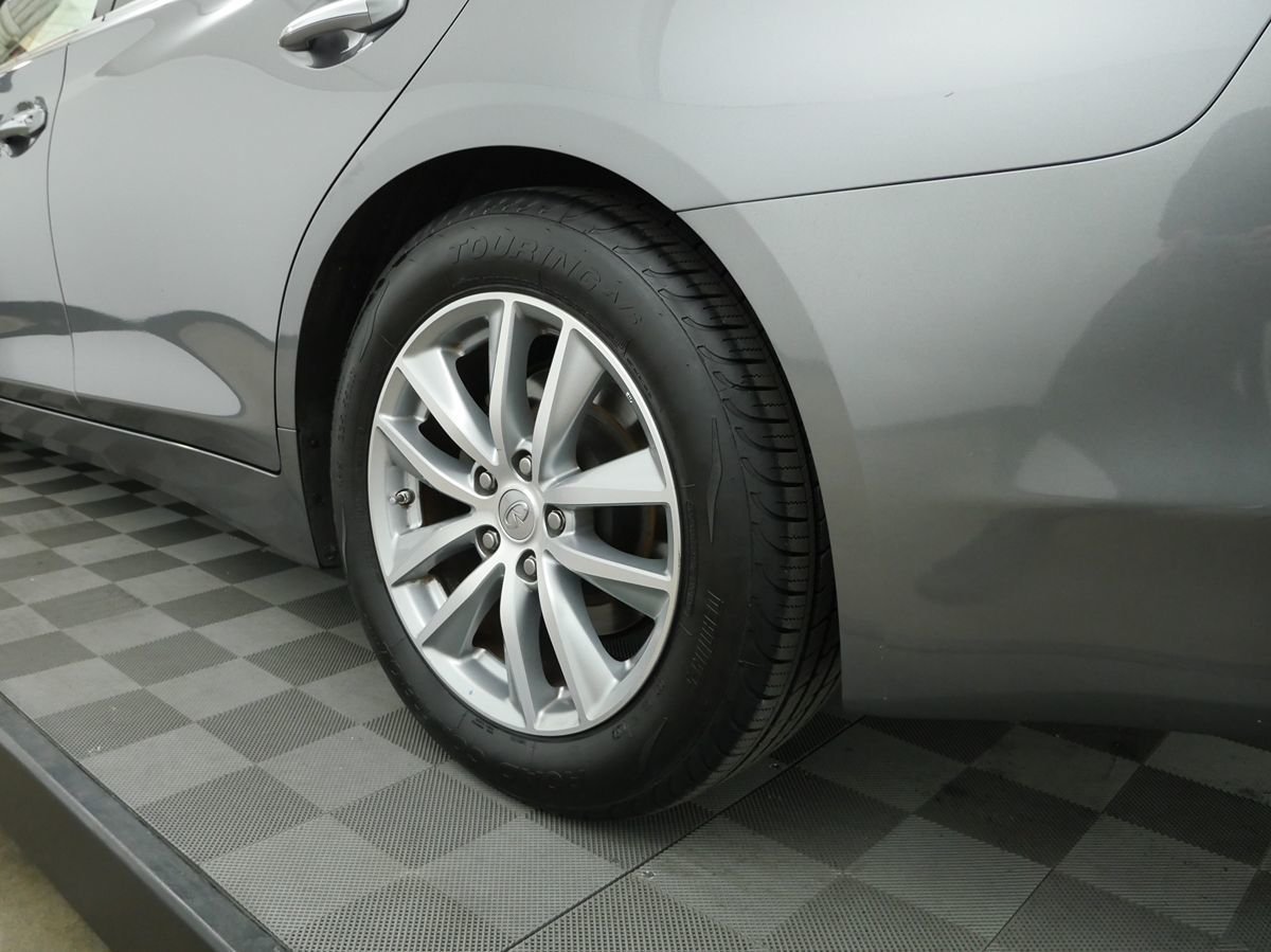 Used 2014 Gray INFINITI Premium image 7