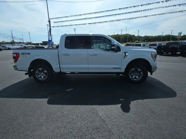 Used 2021 White Metallic Ford Lariat image 4