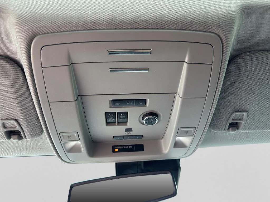 Used 2019 Black Chevrolet Premier image 32