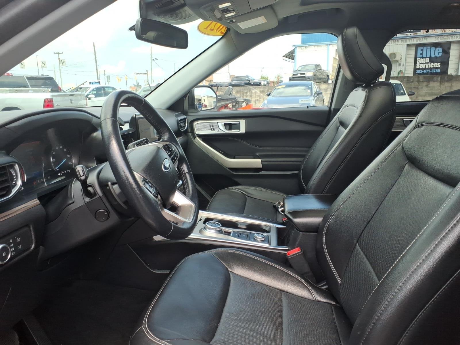 Used 2021 Gray Metallic Ford Limited image 8