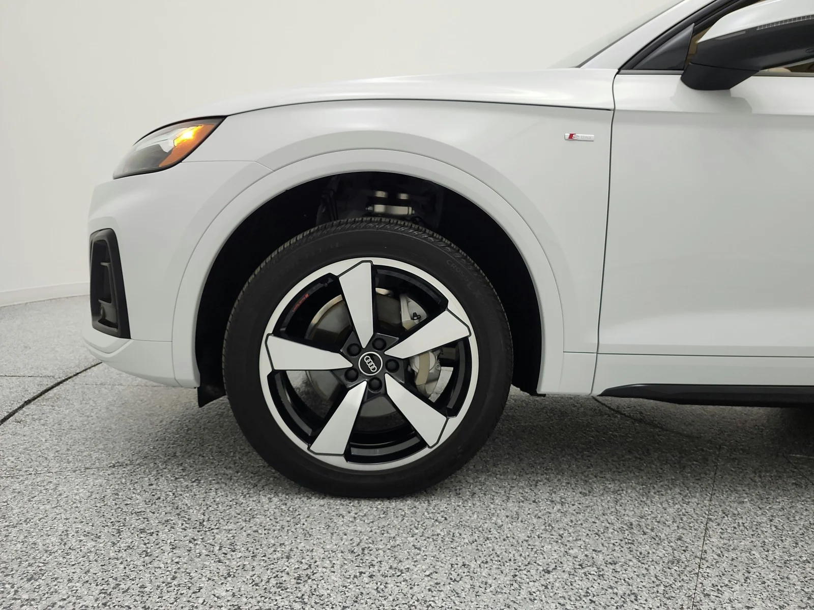 Used 2023 Glacier White Metallic Audi S line Premium Plus image 18