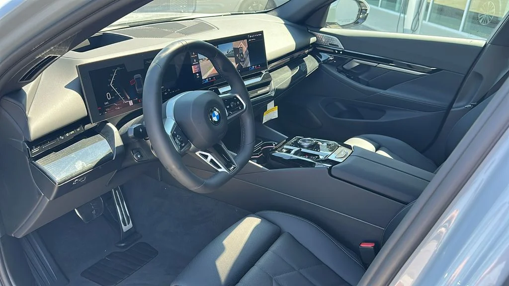 2026 BMW 5 Series 530i - Photo 13